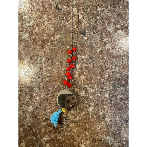 Woman’s plunder tassel necklace - Picture 4 of 4